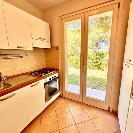 Bilocale Leonardo A Sirolo, Con Giardino A Due Passi Dal Centro Sirolo