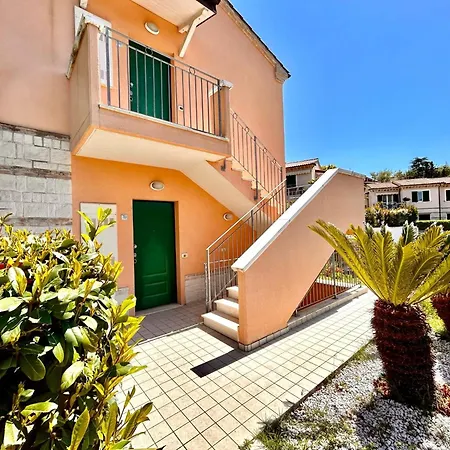 Appartamento Bilo Leonardo, A Sirolo, Con Giardino A Due Passi Dal Centro *