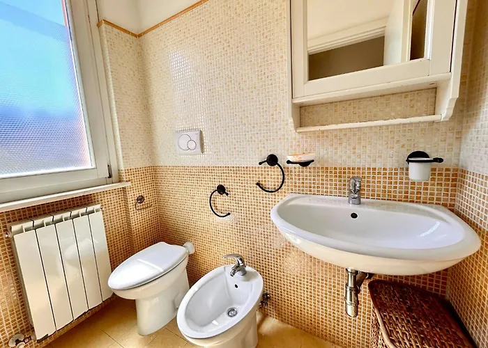 Bilocale Leonardo A Sirolo, Con Giardino A Due Passi Dal Centro Appartement Sirolo